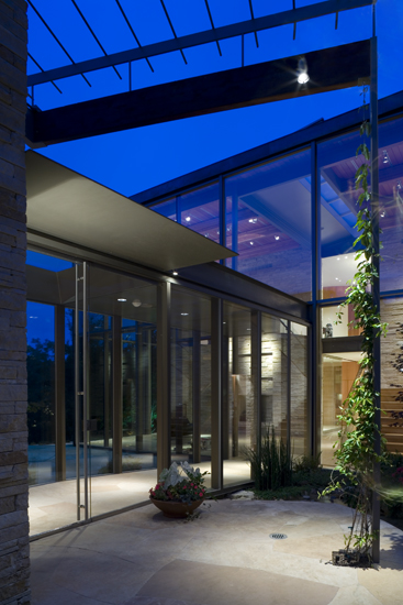 Dallas AIA Selects Oglesby-Greene-Designed Modern as Premiere Home