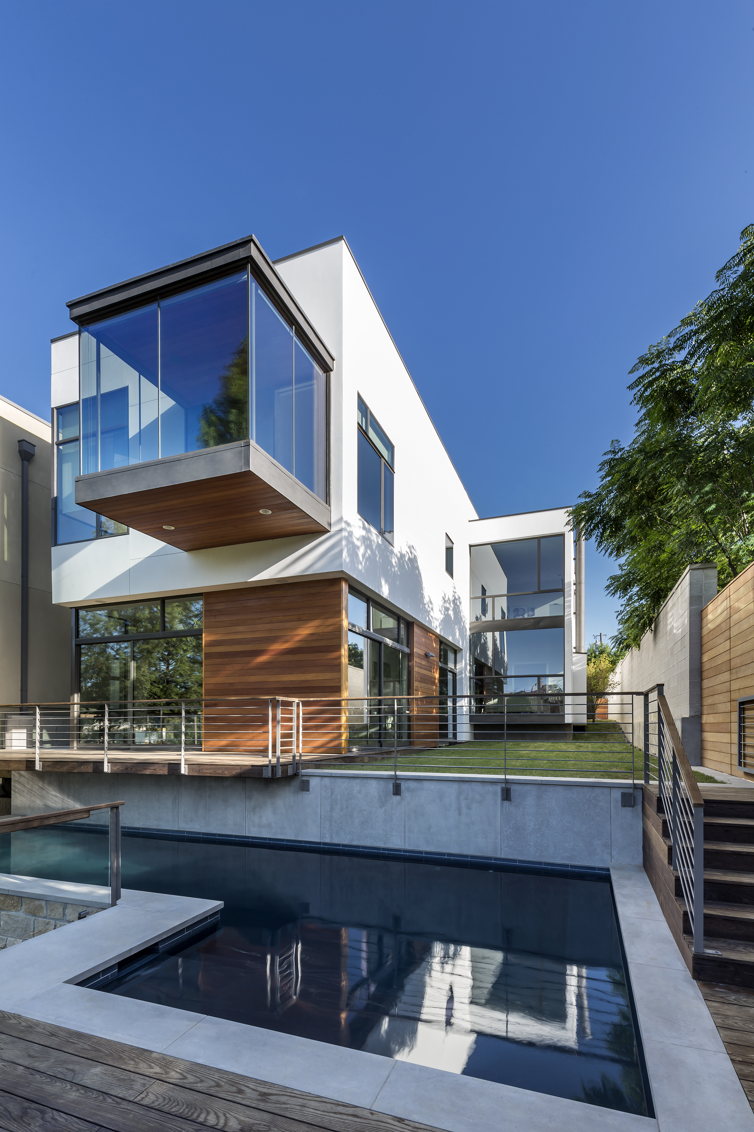 Architect Marc McCollom Designs Modern Home in Dallas Neighborhood