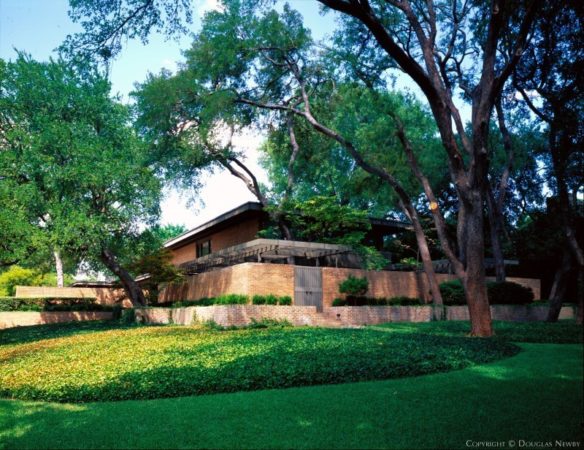 Highland Park Contemporary Home 