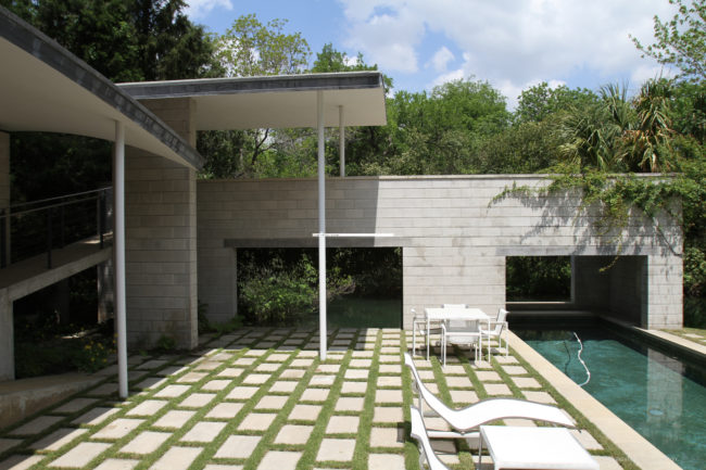 Modern Residence by Max Levy
