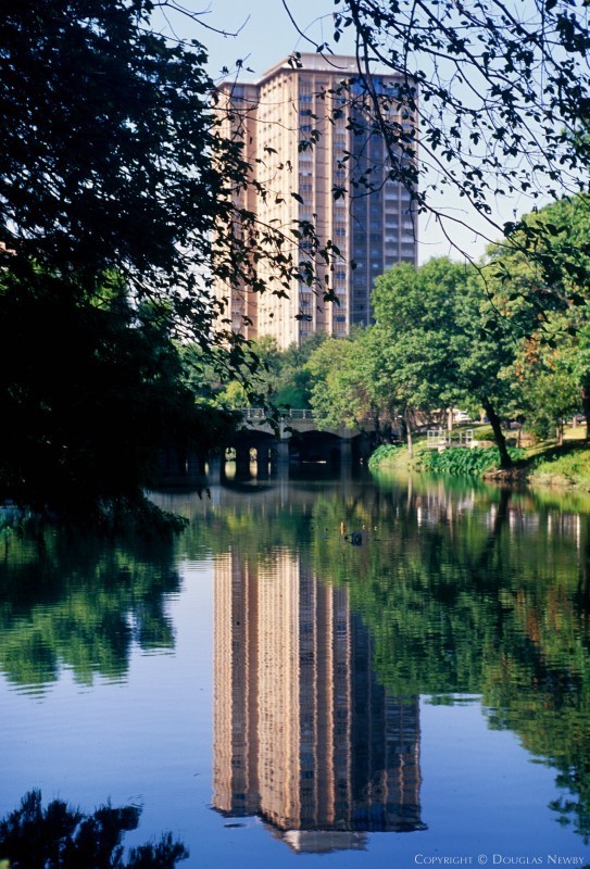 3525 Turtle Creek designed by Howard Meyer