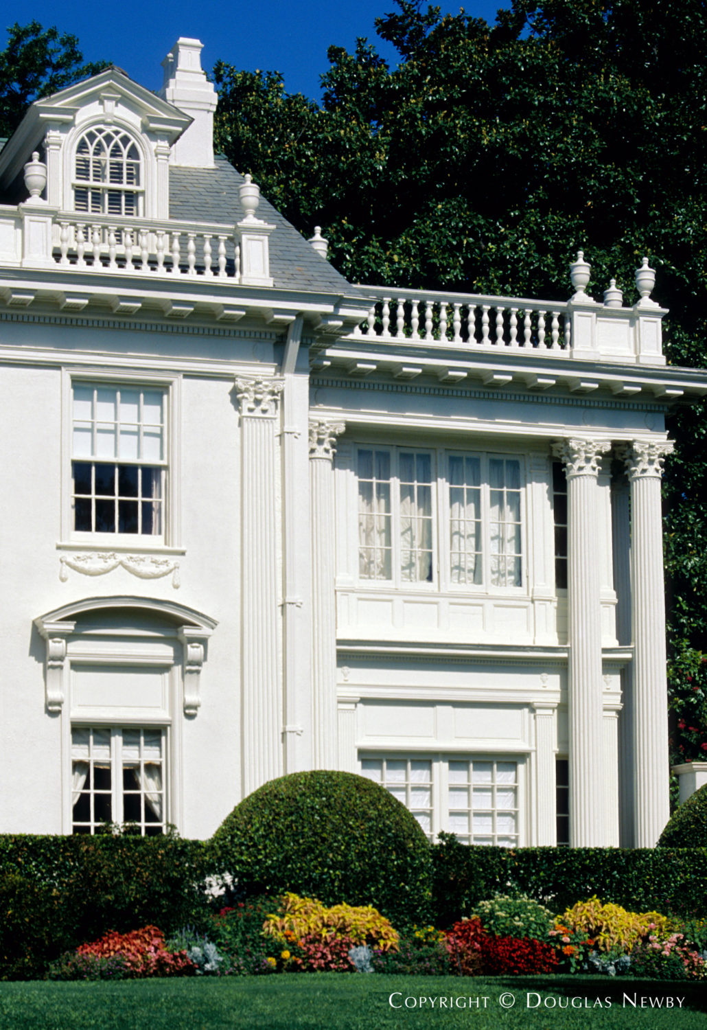 Highland Park, Texas, historically significant home at 4908 Lakeside Drive designed by architect Hal Thomson.