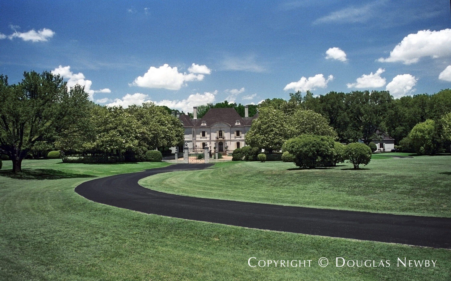 Tom Foster of Texas Monthly identified Douglas Newby as originally selling Crespi Estate.  Here is the original approach to the Crespi Estate home.