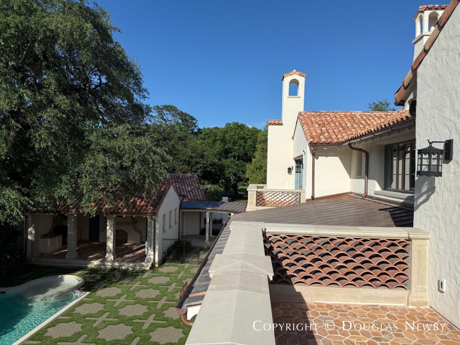 At 4400 Belfort Place is a Highland Park estate home with views over Armstrong Parkway in Dallas, Texas.